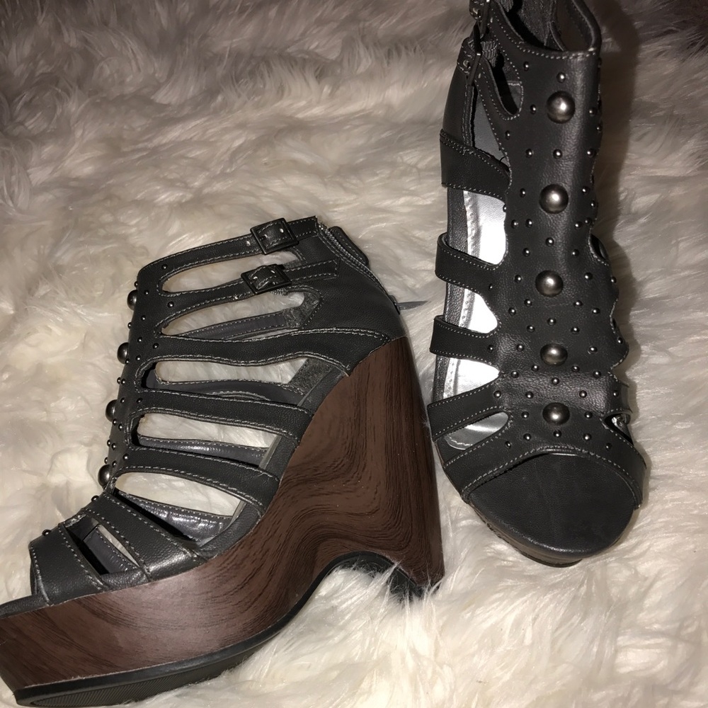 Cato wedges